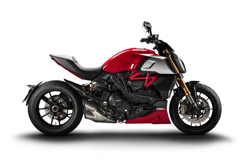 2021 Ducati Malaysia price list updated, new 2021 Ducati Hypermotard 950 RVE priced at RM80,900 1236514