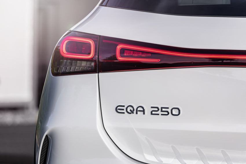 Mercedes-Benz EQA revealed – electric GLA with 190 PS, 375 Nm, 0-100 km/h in 8.9 secs, 426 km range 1237333