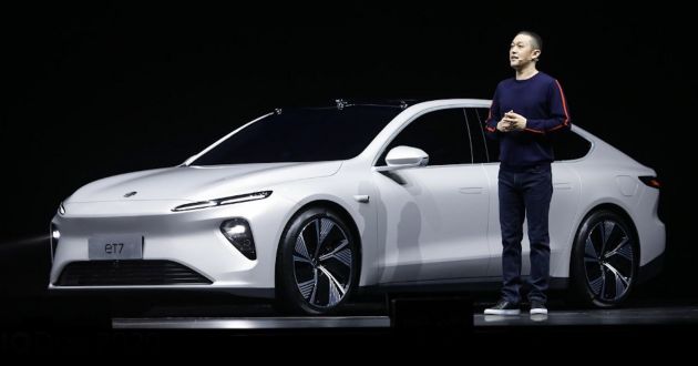 Nio CEO William Li personally tests ET7 EV with 150 kWh semi-solid state battery – 1,044 km on one charge
