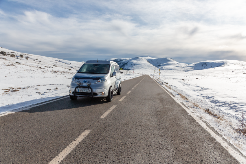 Nissan e-NV200 Winter Camper concept turns electric van into off-road motorhome with kitchen and beds 1238021