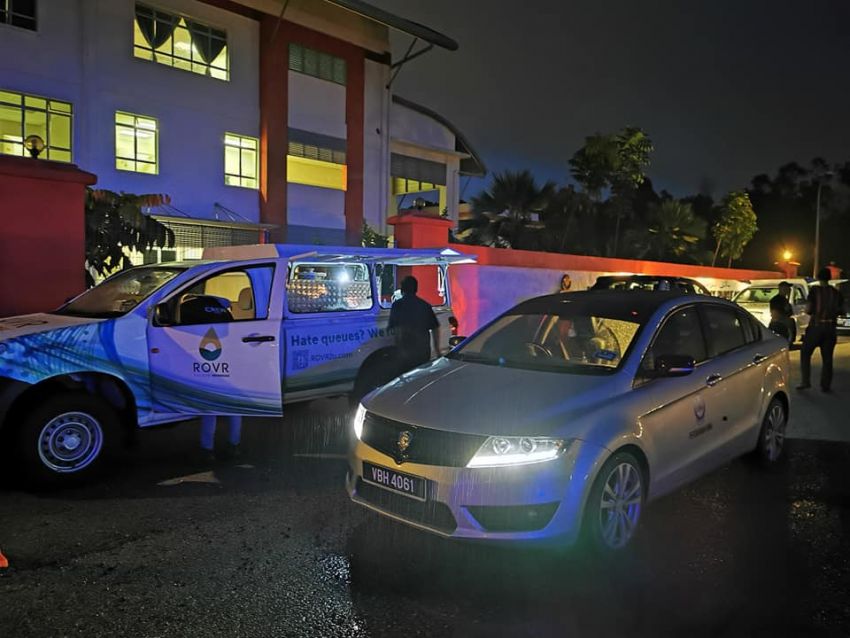 Petronas deploys ROVR pick-up trucks to flood-hit Temerloh – two locations in town, till January 15 1233382