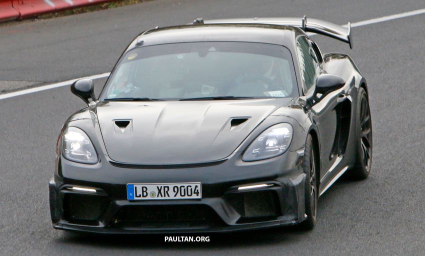 SPYSHOTS: Porsche 718 Cayman GT4 RS on test; centre-lock wheels, GT3/GT2 RS wheel arch vents 1232340