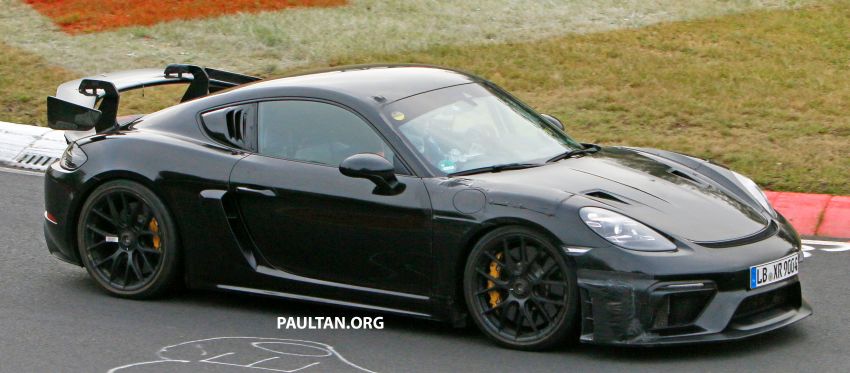 SPYSHOTS: Porsche 718 Cayman GT4 RS on test; centre-lock wheels, GT3/GT2 RS wheel arch vents 1232337