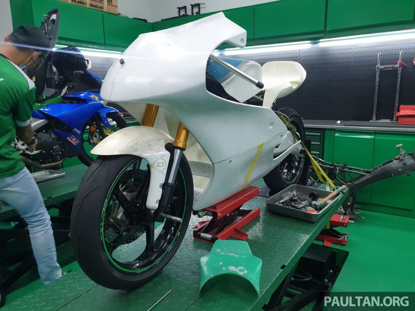 TKKR Racing’s Moto 3 Y15ZR prototype takes shape 1232846