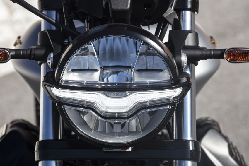 Moto Guzzi celebrates 100th anniversary in 2021  – Moto Guzzi V7, V9 and V85TT in centennial livery 1238336