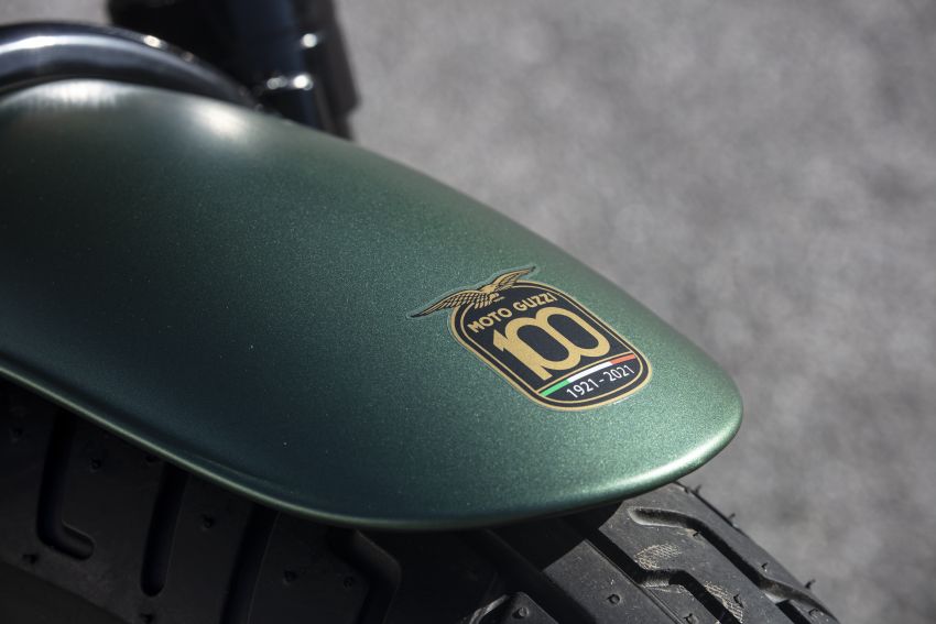 Moto Guzzi celebrates 100th anniversary in 2021  – Moto Guzzi V7, V9 and V85TT in centennial livery 1238338