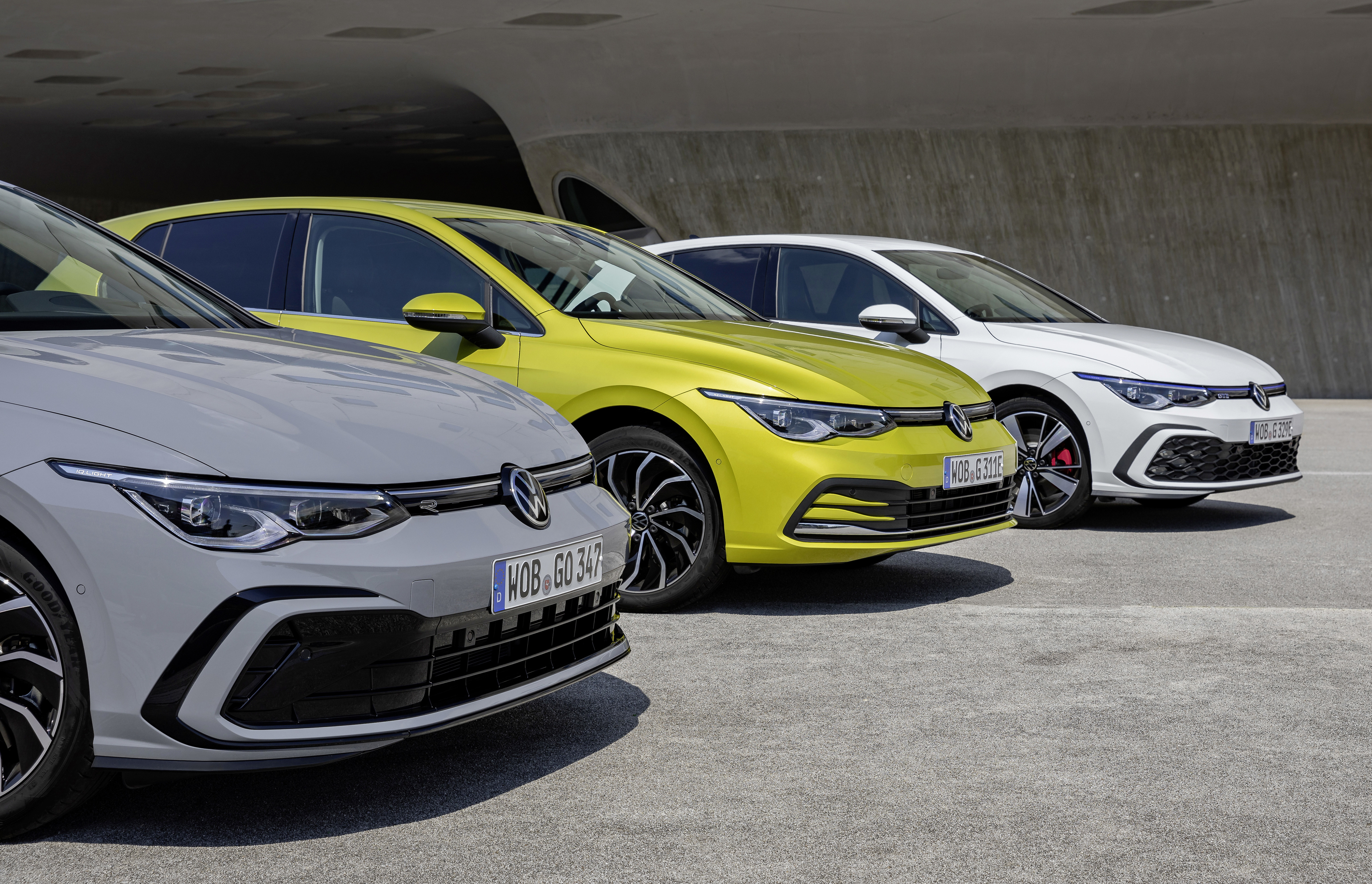 Volkswagen Golf Mk8 is Europe's best-selling car for 2020 - 312,000 units  deliveries; also top in Germany 