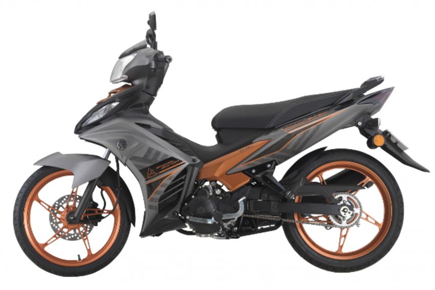 Yamaha 135 LC diperkenalkan dalam warna baru – RM6,868 untuk warna biasa dan RM7,118 warna emas 1231830