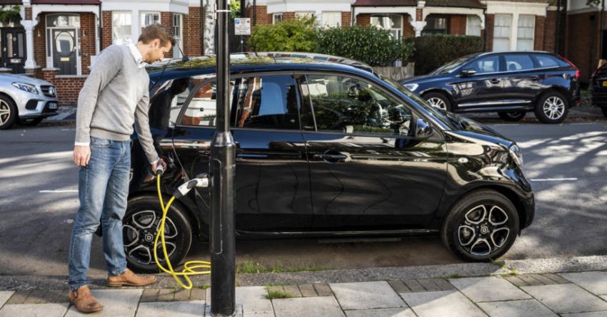 Shell agrees to buy EV-charging company ubitricity 1239357