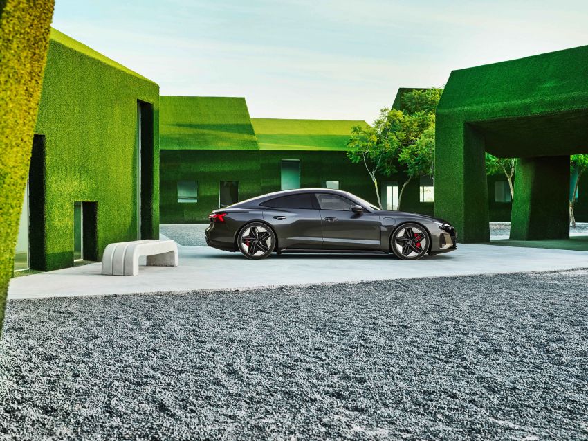 2021 Audi e-tron GT quattro, RS e-tron GT debut – two motors, up to 646 PS, 0-100 in 3.3 secs; 487 km range Image #1246445