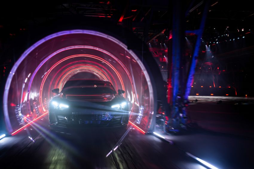 2021 Audi e-tron GT quattro, RS e-tron GT debut – two motors, up to 646 PS, 0-100 in 3.3 secs; 487 km range Image #1246468