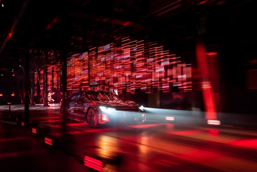 2021 Audi e-tron GT quattro, RS e-tron GT debut – two motors, up to 646 PS, 0-100 in 3.3 secs; 487 km range 1246469