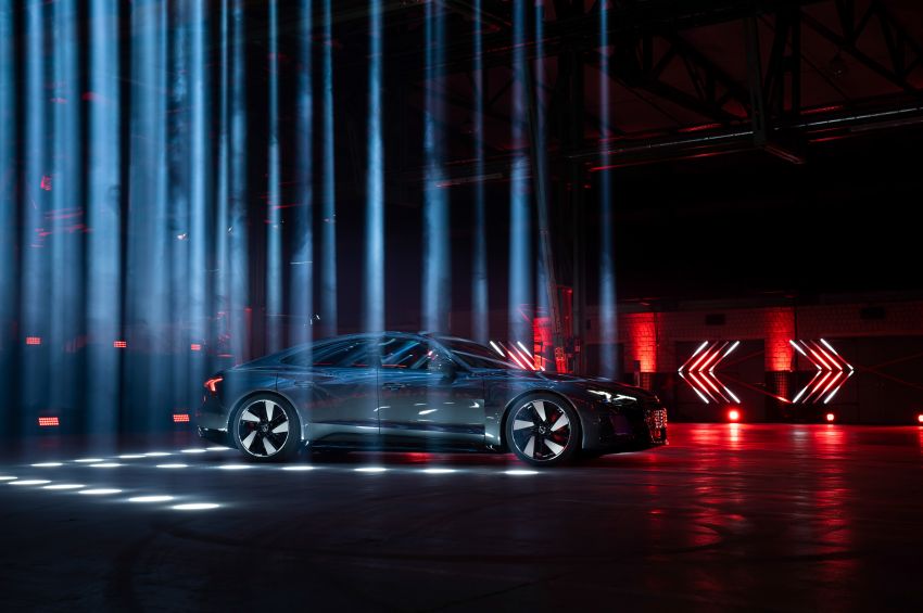 2021 Audi e-tron GT quattro, RS e-tron GT debut – two motors, up to 646 PS, 0-100 in 3.3 secs; 487 km range 1246474