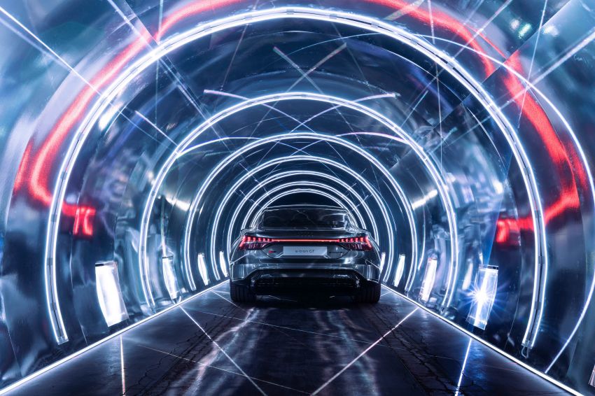 2021 Audi e-tron GT quattro, RS e-tron GT debut – two motors, up to 646 PS, 0-100 in 3.3 secs; 487 km range Image #1246483