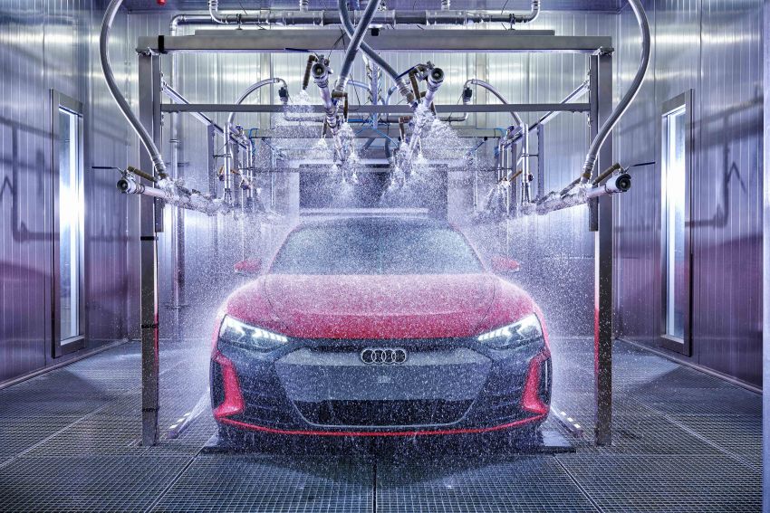 2021 Audi e-tron GT quattro, RS e-tron GT debut – two motors, up to 646 PS, 0-100 in 3.3 secs; 487 km range Image #1246729