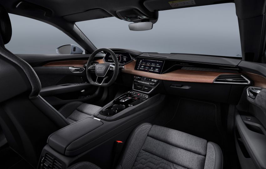 2021 Audi e-tron GT quattro, RS e-tron GT debut – two motors, up to 646 PS, 0-100 in 3.3 secs; 487 km range Image #1246426