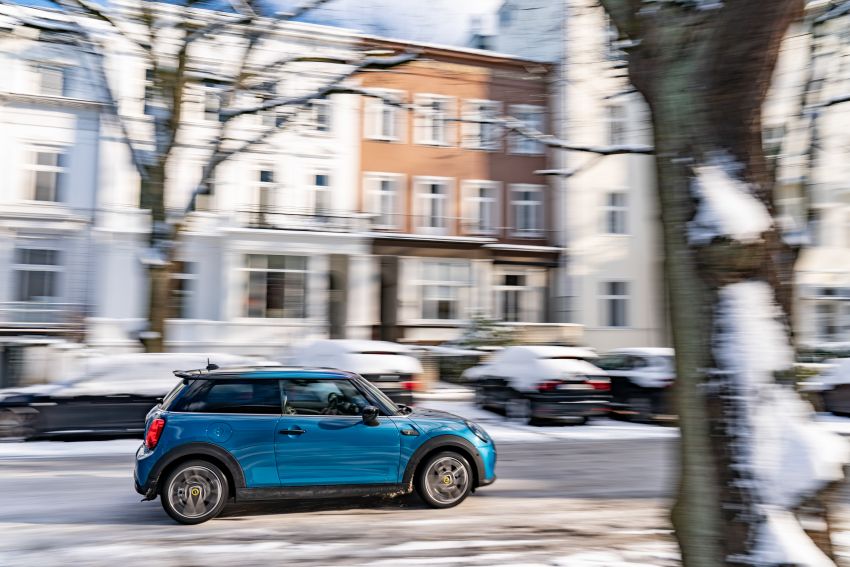 2021 MINI Cooper SE gains Electric Collection edition Image #1246514