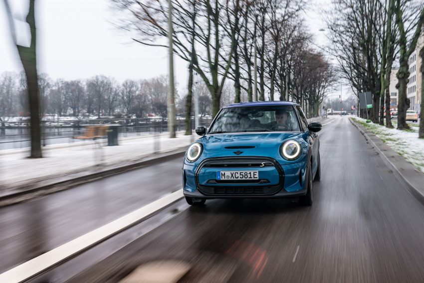 2021 MINI Cooper SE gains Electric Collection edition Image #1246547
