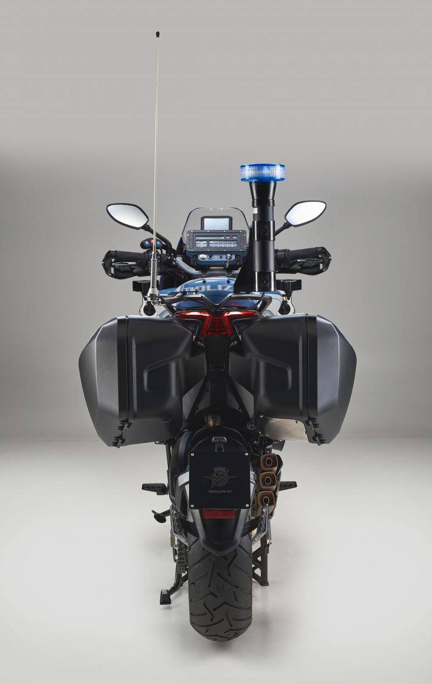 MV Agusta puts Italian State Police on wheels, in style 1244350