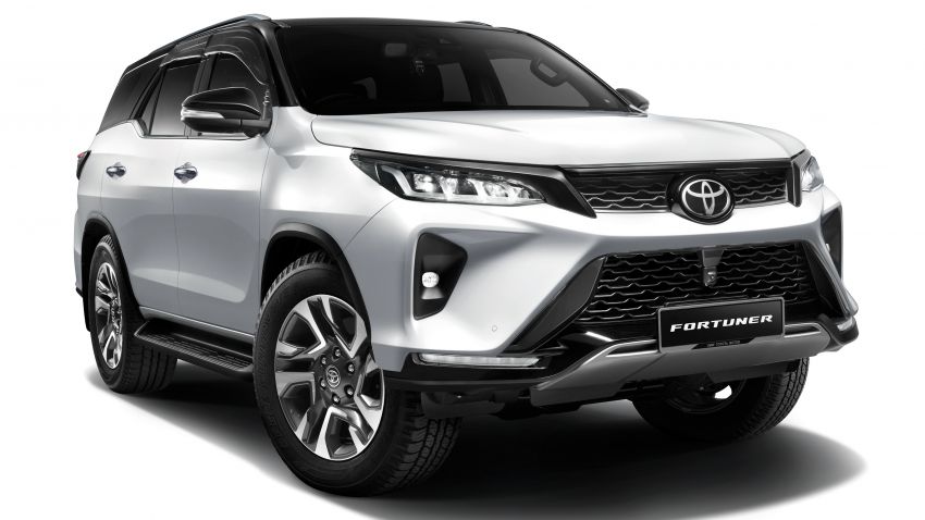 Toyota Fortuner 2021 <em>facelift</em> dilancarkan di Malaysia — tiga varian, dengan TSS & AEB, harga dari RM172k 1243133