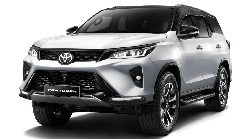 Toyota Fortuner 2021 <em>facelift</em> dilancarkan di Malaysia — tiga varian, dengan TSS & AEB, harga dari RM172k 1243143