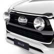 Toyota Hilux 2021 dapat 40 aksesori tambahan di UK