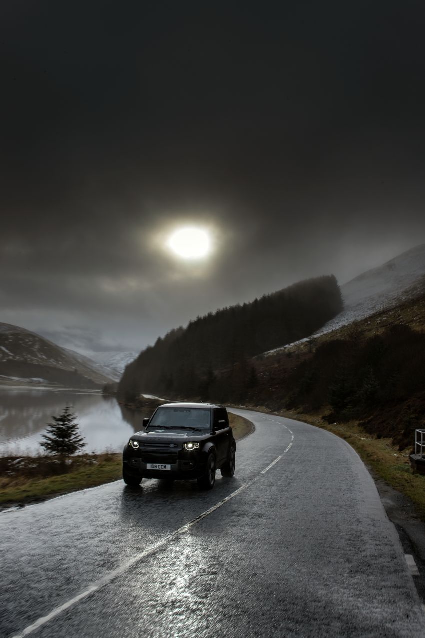 2022 Land Rover Defender V8 – 525 PS, 625 Nm; model range gets optional 11.4-inch touchscreen upgrade 1253721