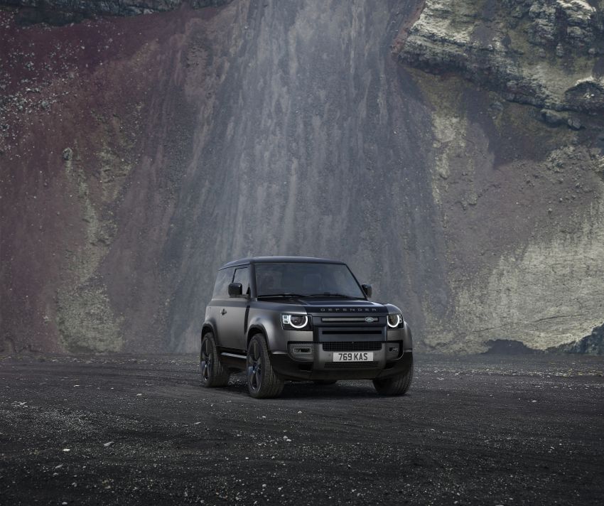 2022 Land Rover Defender V8 – 525 PS, 625 Nm; model range gets optional 11.4-inch touchscreen upgrade 1253859