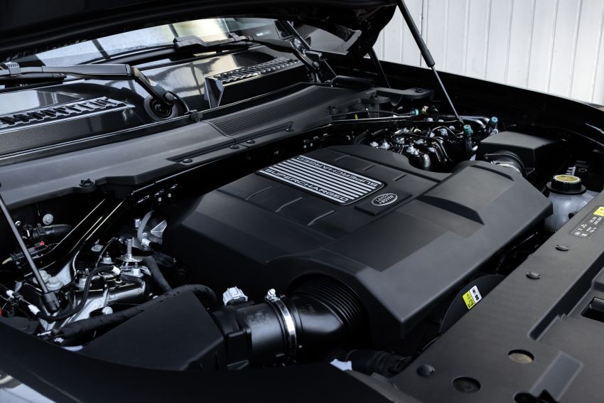 2022 Land Rover Defender V8 – 525 PS, 625 Nm; model range gets optional 11.4-inch touchscreen upgrade 1253806