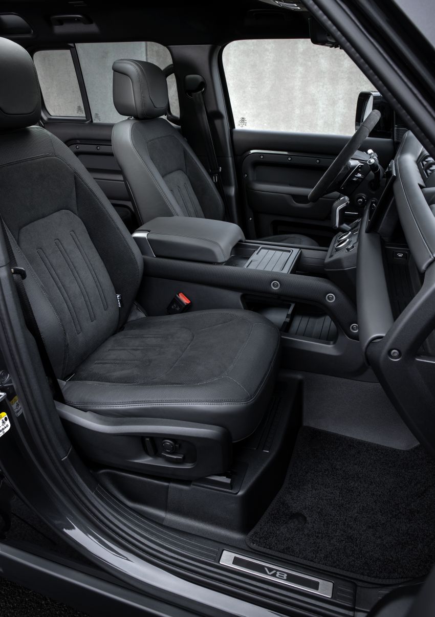2022 Land Rover Defender V8 – 525 PS, 625 Nm; model range gets optional 11.4-inch touchscreen upgrade 1253802