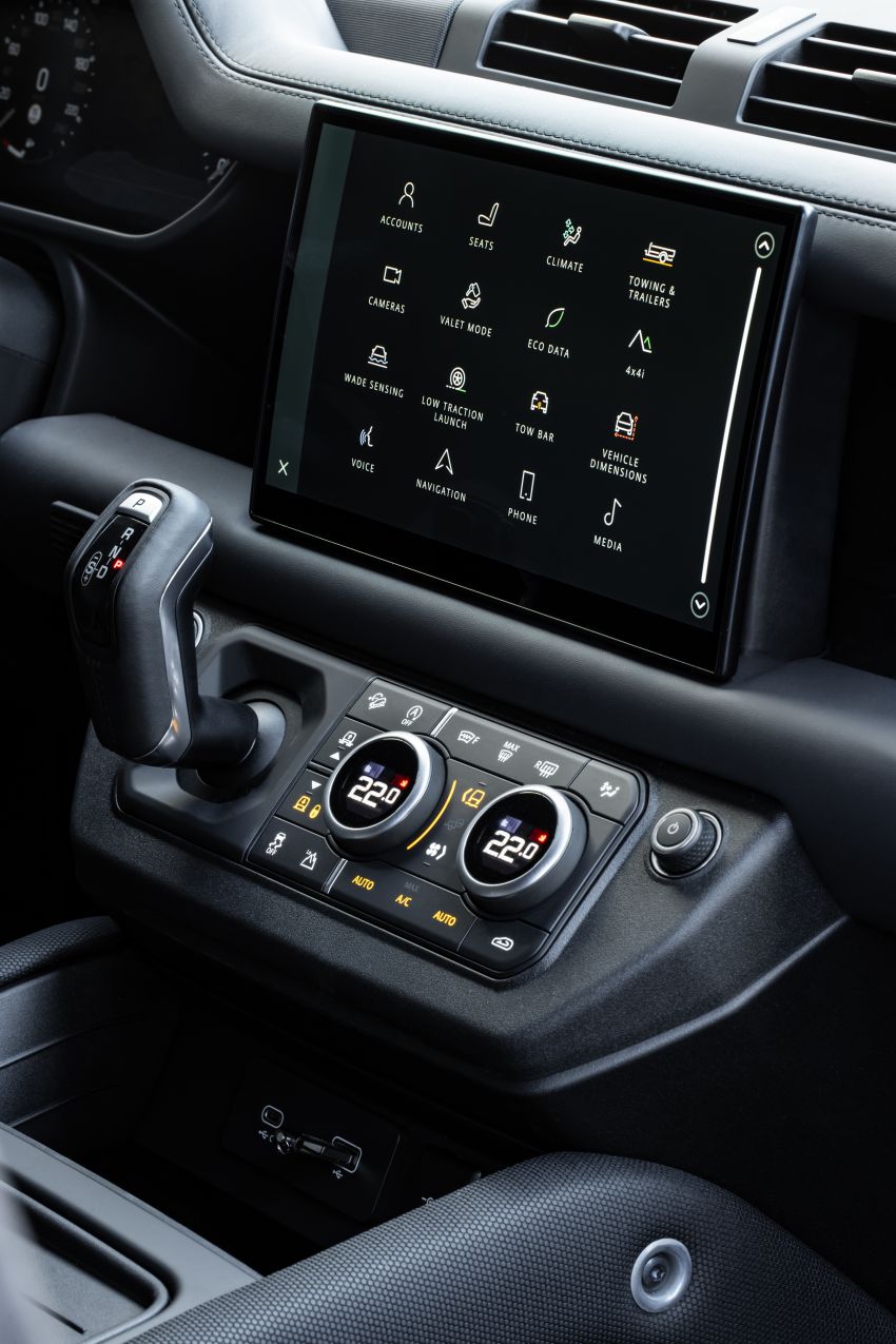 2022 Land Rover Defender V8 – 525 PS, 625 Nm; model range gets optional 11.4-inch touchscreen upgrade 1253793