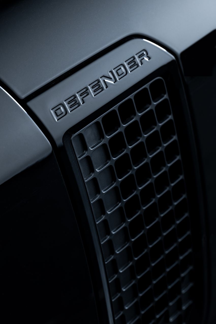 2022 Land Rover Defender V8 – 525 PS, 625 Nm; model range gets optional 11.4-inch touchscreen upgrade 1253784