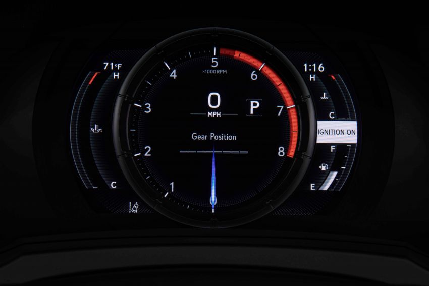 Lexus IS 500 F Sport Performance – enjin V8 5.0L 472 hp, pacuan roda belakang, 0-96 km/j dalam 4.5 saat 1252307