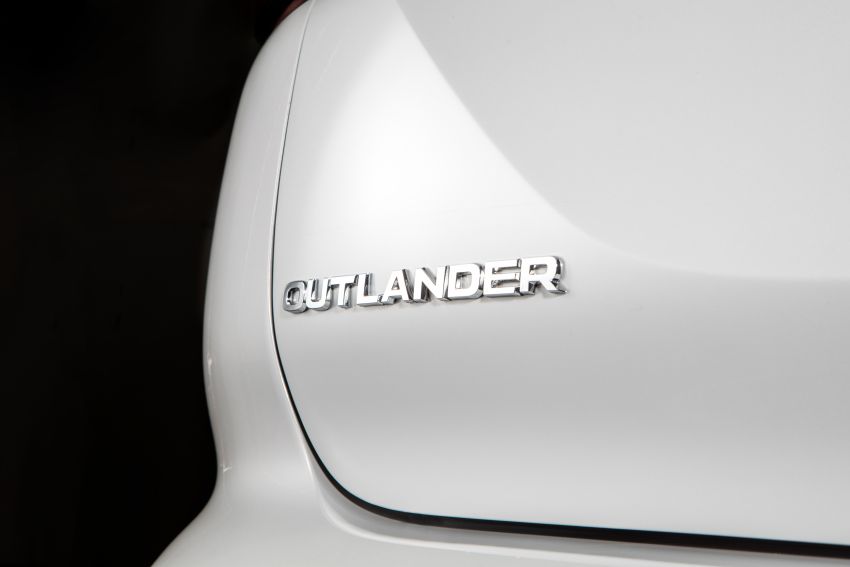 2022 Mitsubishi Outlander unveiled – Engelberg Tourer looks, based on Nissan X-Trail, larger 2.5 litre engine Image #1249016