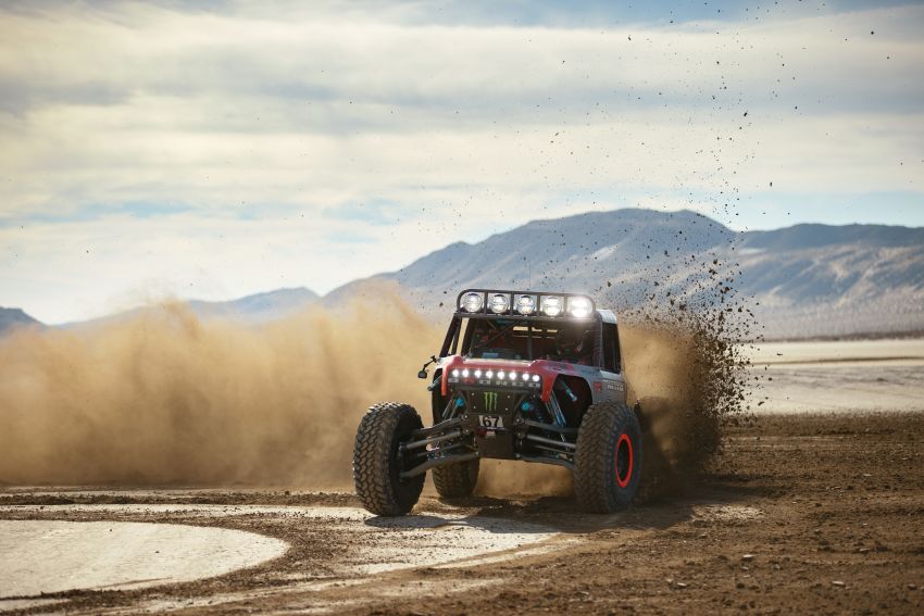 Ford unveils Bronco Ultra4 4400 off-road race trucks 1243524