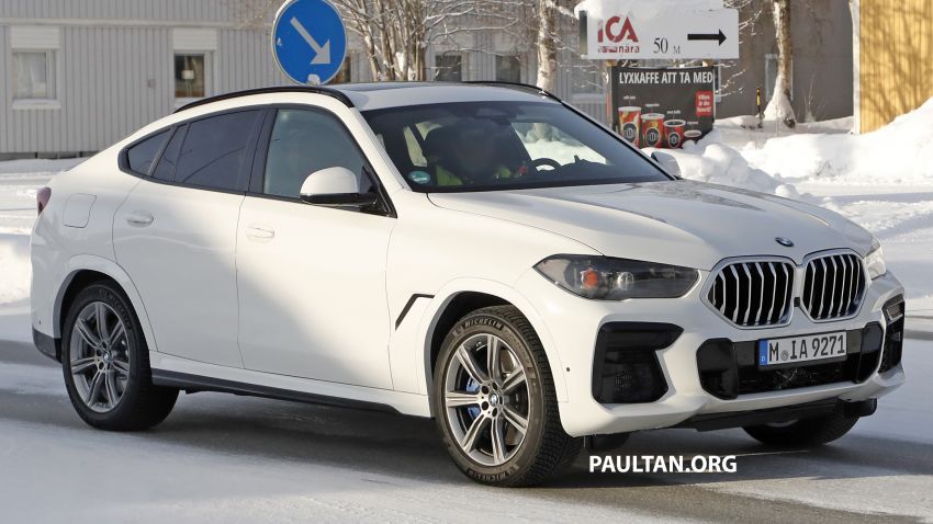 SPIED: G06 BMW X6 facelift with iX’s curved screen 1249597