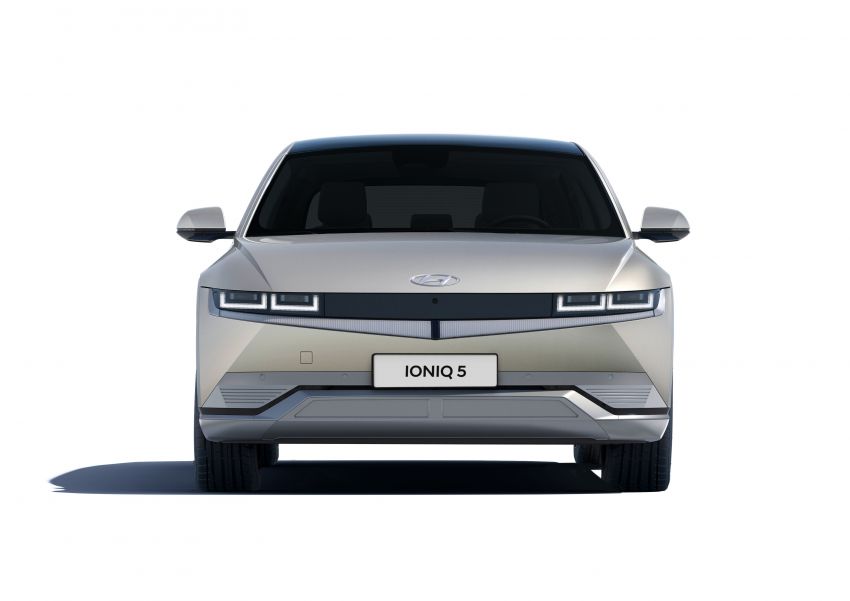 Hyundai Ioniq 5 didedah – crossover elektrik dengan rekaan tajam, tork hingga 605 Nm, jarak gerak 480 km 1253055