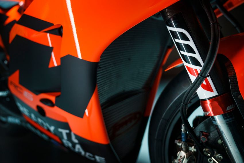 GALERI: KTM RC16 MotoGP 2021 – sedia ke hadapan 1247980