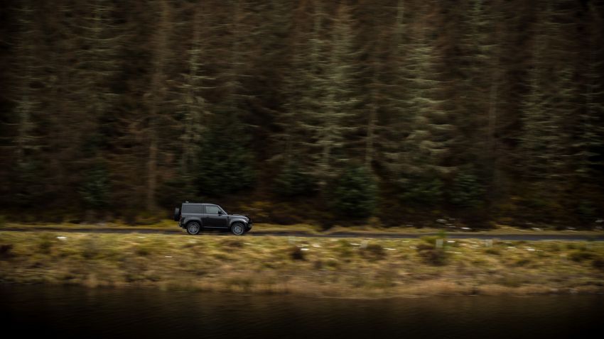 Land Rover Defender V8 diperkenal – kuasa 525 PS 1253913