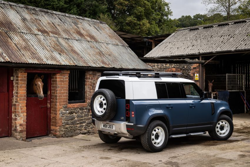 Land Rover Defender range could add pick-up variant 1249567