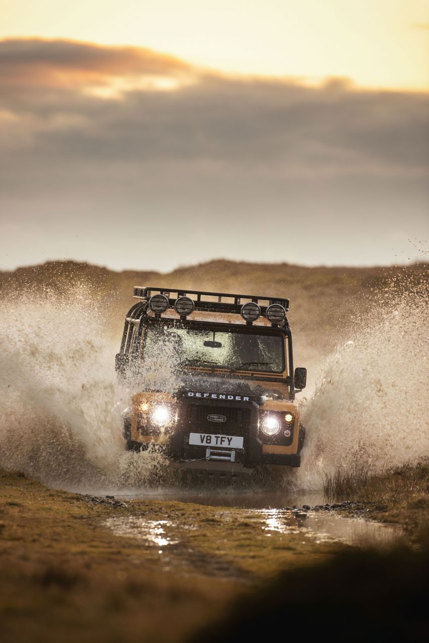 2021 Land Rover Defender Works V8 Trophy debuts – 25 units only, 5.0L NA V8 with 405 PS; from RM1.09 mil Image #1247018