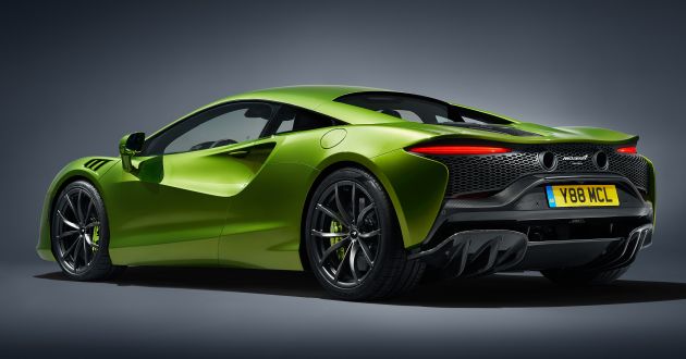 McLaren Artura debuts – new plug-in hybrid supercar with 680 PS and 720 Nm; 0-100 km/h in three seconds