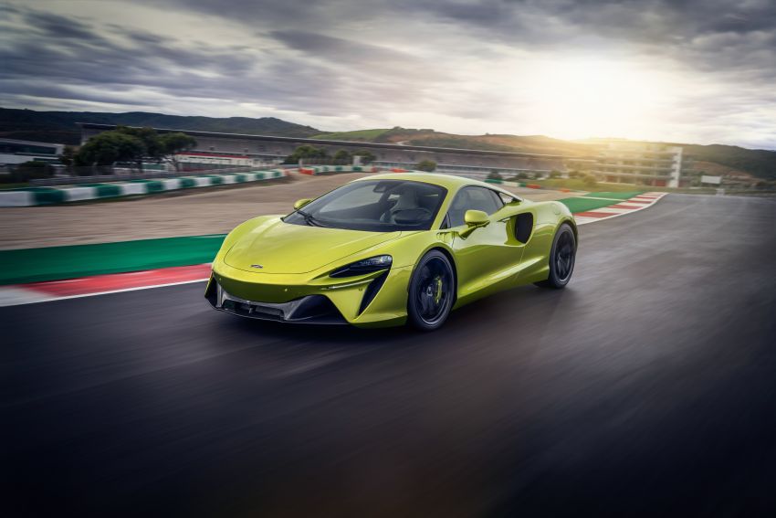 McLaren Artura debuts – new plug-in hybrid supercar with 680 PS and 720 Nm; 0-100 km/h in three seconds 1248918