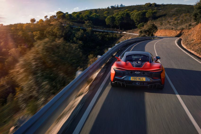 McLaren Artura debuts – new plug-in hybrid supercar with 680 PS and 720 Nm; 0-100 km/h in three seconds 1248925
