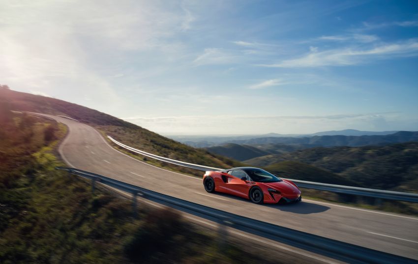 McLaren Artura debuts – new plug-in hybrid supercar with 680 PS and 720 Nm; 0-100 km/h in three seconds 1248929