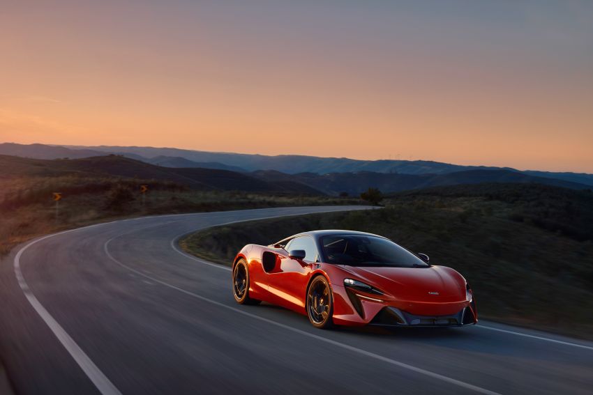 McLaren Artura debuts – new plug-in hybrid supercar with 680 PS and 720 Nm; 0-100 km/h in three seconds 1248932