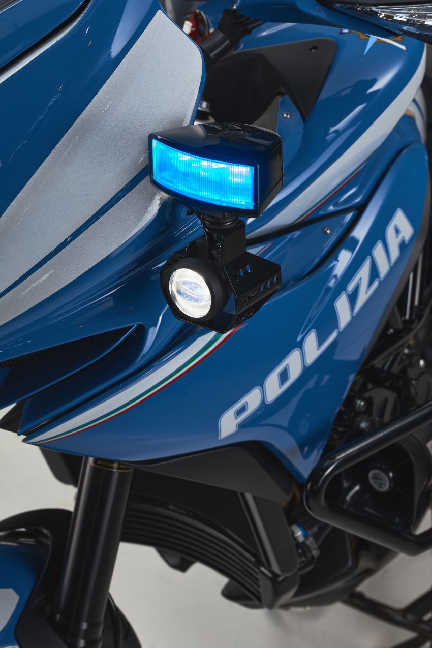 MV Agusta puts Italian State Police on wheels, in style 1244371