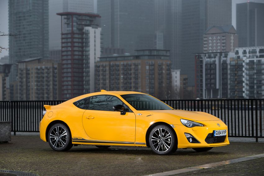 Toyota GT86 bids farewell to the UK – final unit sold 1243728