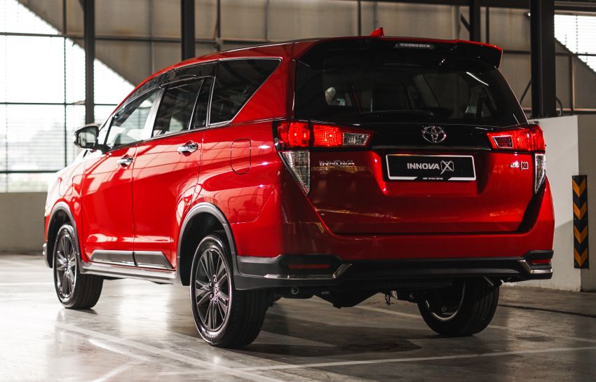 Toyota Innova <em>facelift</em> 2021 dilancarkan di Malaysia – harga bermula RM112k hingga RM130k, tiga varian 1243249