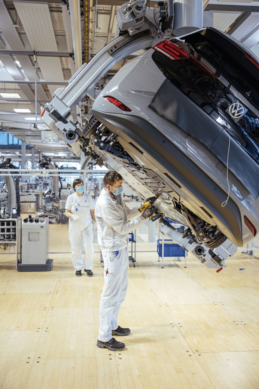 Volkswagen ID.3 production starts at Transparent Factory in Dresden, which will be ‘Home of the ID’ 1242048